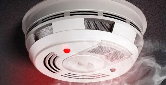 Installed smoke detector providing reliable fire detection in Milwaukee, WI